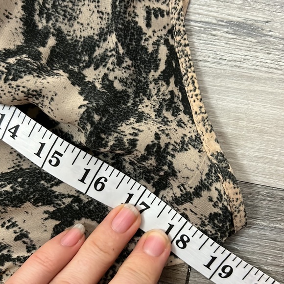 Motherhood Maternity maxi dress, sleeveless snake animal print size M Chiffon - Picture 11 of 13